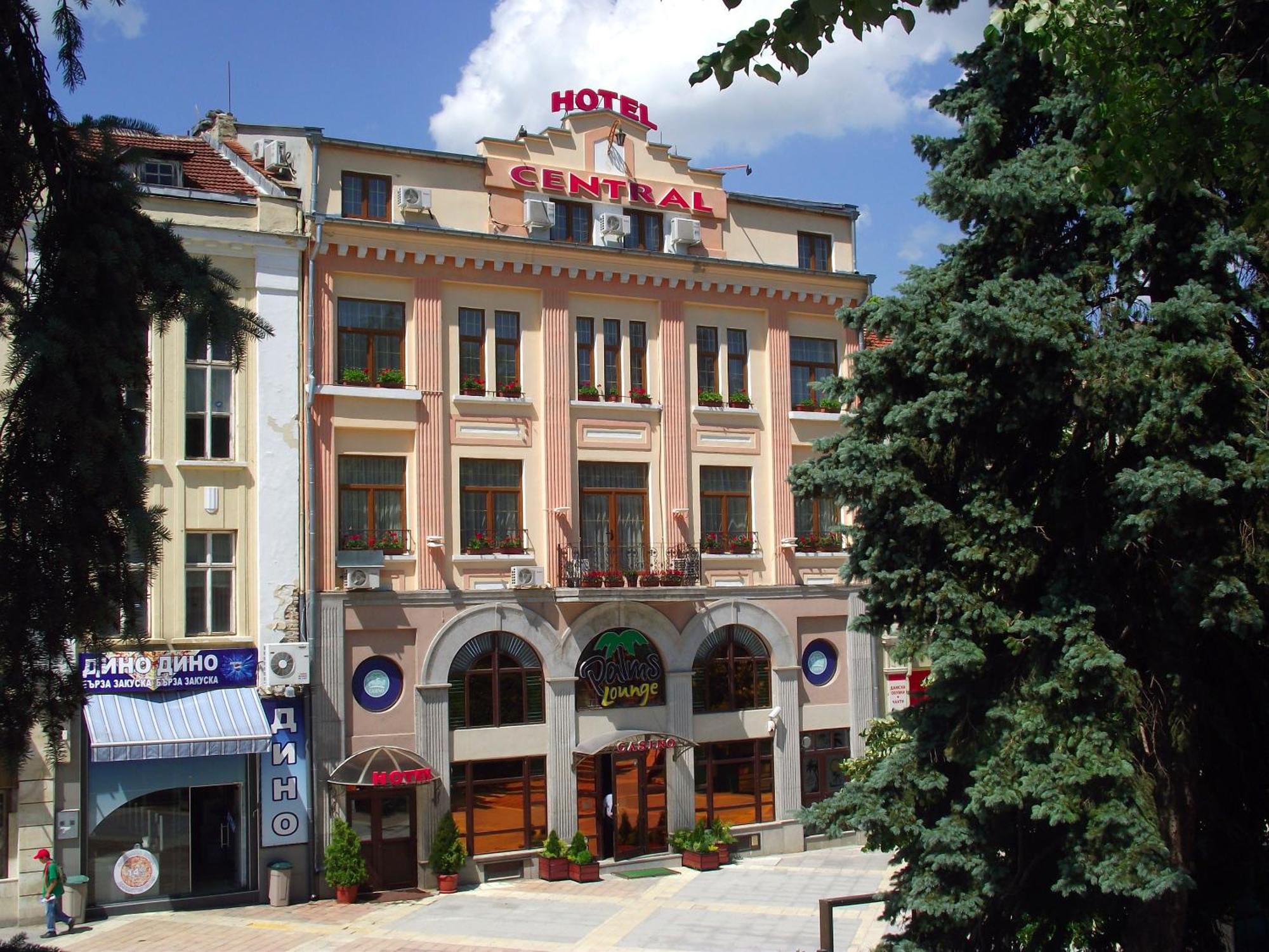 Family Hotel Central Șumen Exterior foto